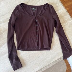 Hollister Women's Chocolate Ribbed Button-Up Baby Tee